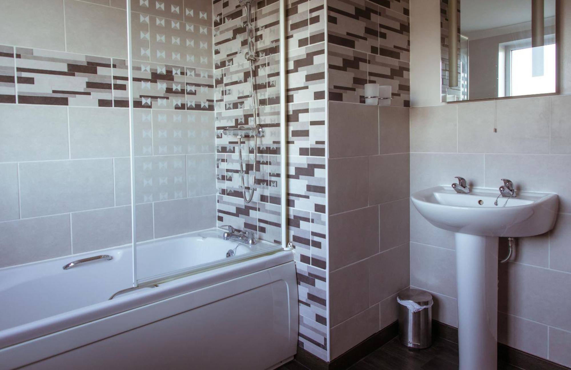 The Rhiconich Hotel Кинлохберви Номер фото